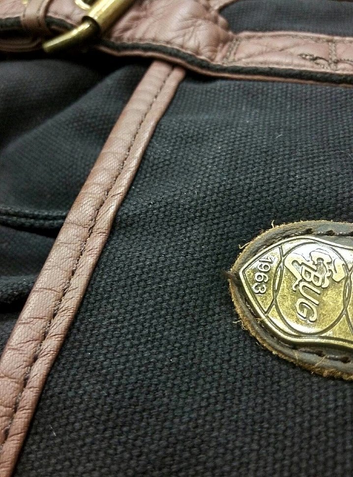 обработка краев рюкзака Bug. Пример качественной работы