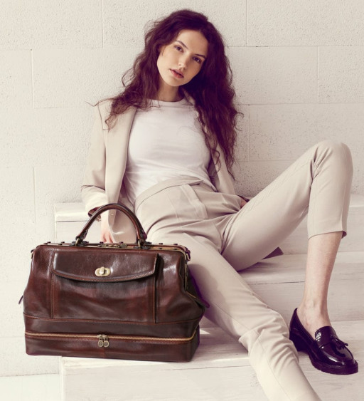 Жіноча шкіряна сумка-доктор, медична сумка, шкіряна сумка - Doctor Faustus - Коричневий колір - Time Resistance 5219101W