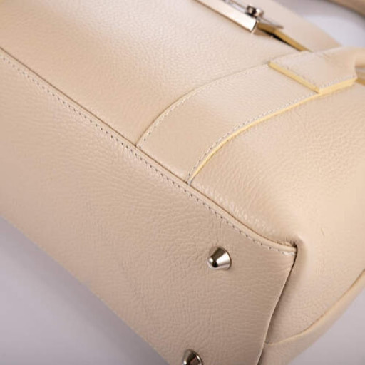 Шкіряна жіноча сумка Virginia Conti (Італія) - VC02726beige