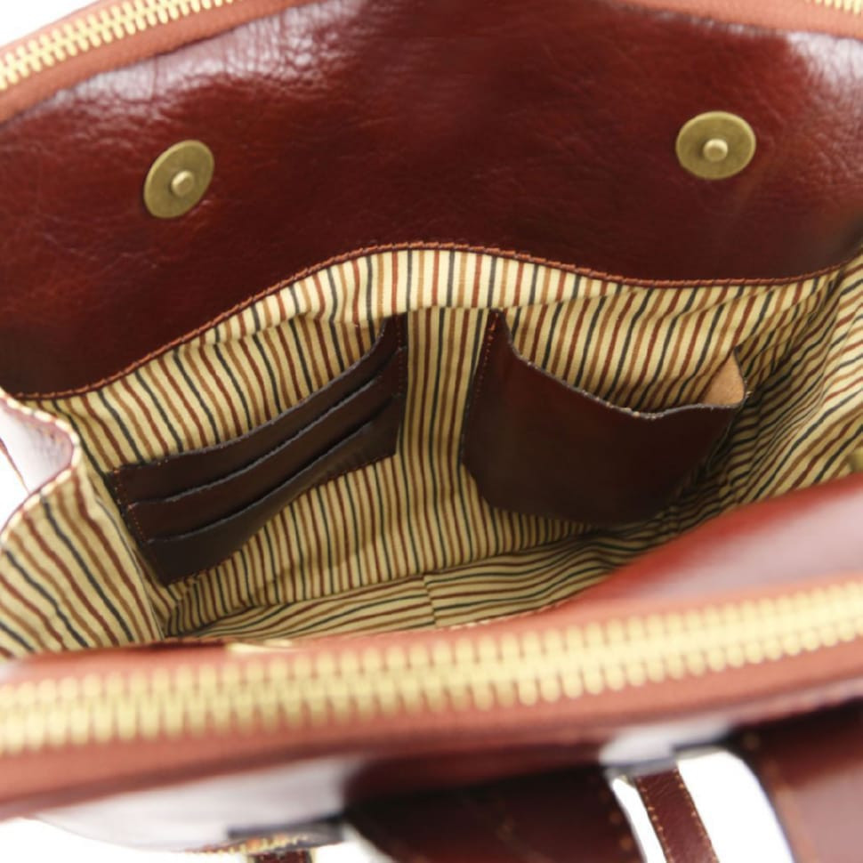 Шкіряний рюкзак з 3 відділеннями Tuscany Leather Taipei TL141239
