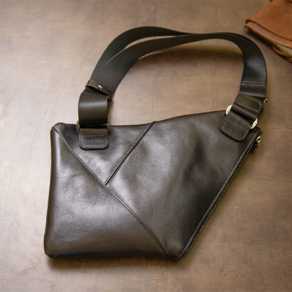 Leather mens shoulder bag GRANDE PELLE 11439 Black