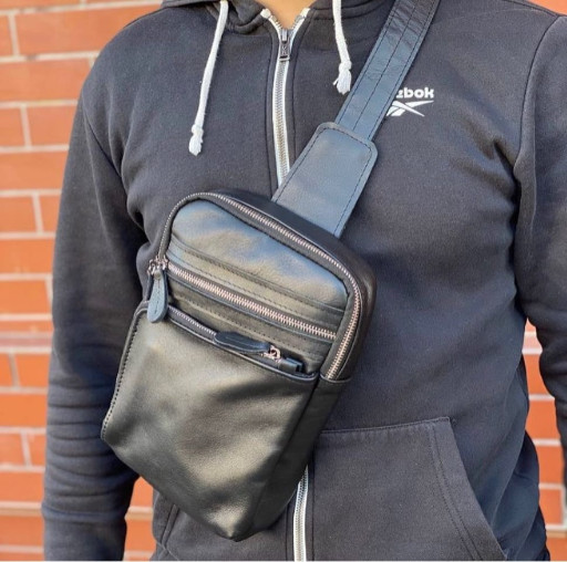 Чорна шкіряна сумка-рюкзак на одне плече Newery N6896GA