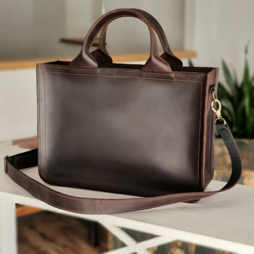 Шкіряна сумка для документів BGS коричнева BGS3210