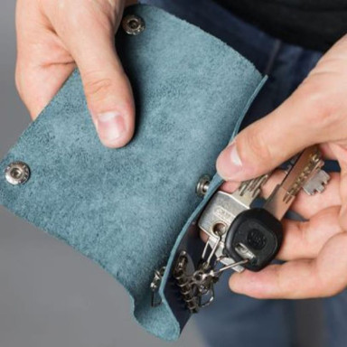 Leather key holder Key Keeper blue