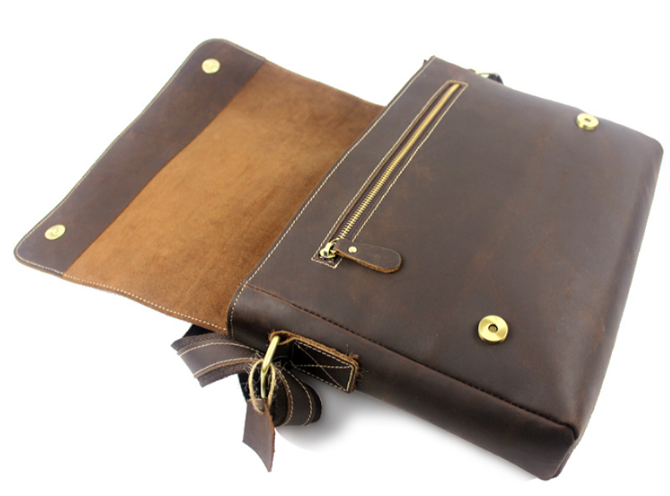 Men's horizontal shoulder bag Vintage 20007 Brown
