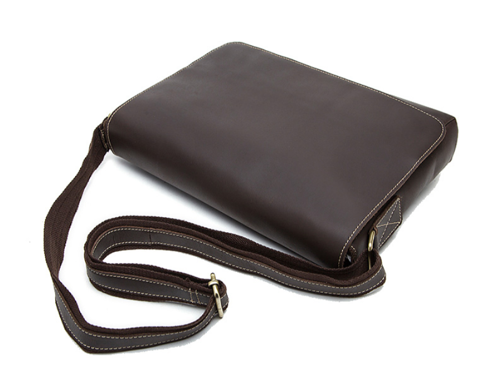 Men's horizontal shoulder bag Vintage 20007 Brown
