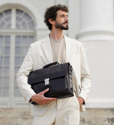 Leather Briefcase Laptop Bag - In Cold Blood - Black color - Time Resistance 5193201