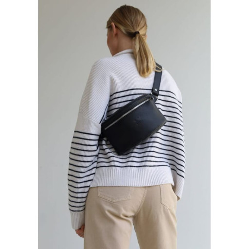 Шкіряна поясна сумка чорна