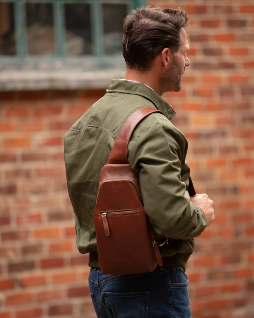 Cумка нагрудна Ashwood K43 Chestnut (Каштановий)