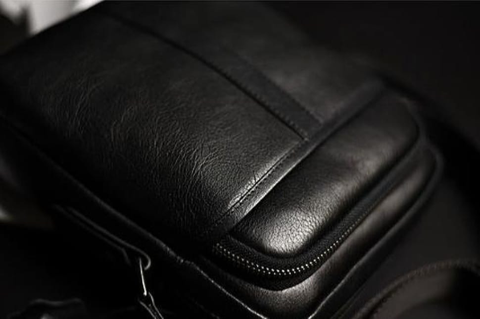 Чоловіча сумка-месенджер через плече натуральна шкіра Tiding Bag M47-21109-1A