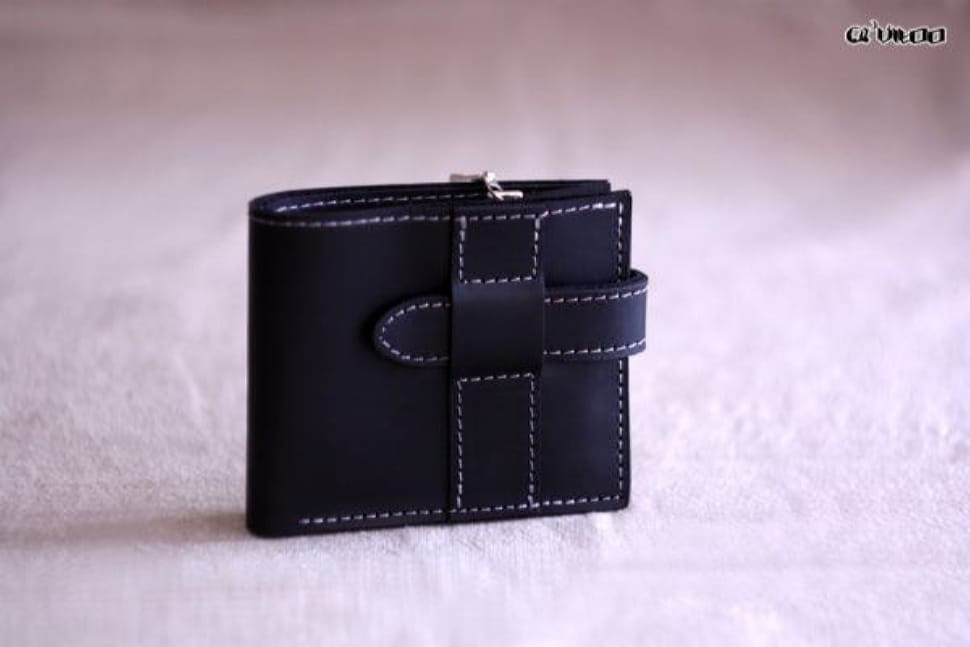 Портмоне з хлястиком W104 від бренду Avitoo