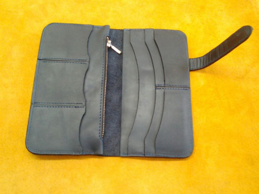 Гаманець великий з хлястиком W209 від бренду Avitoo