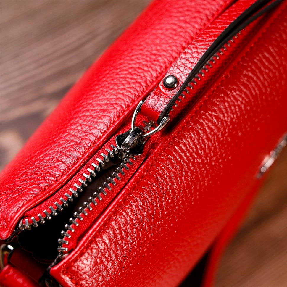 Зручна сумка жіноча на плече KARYA 20884 шкіряна Червоний