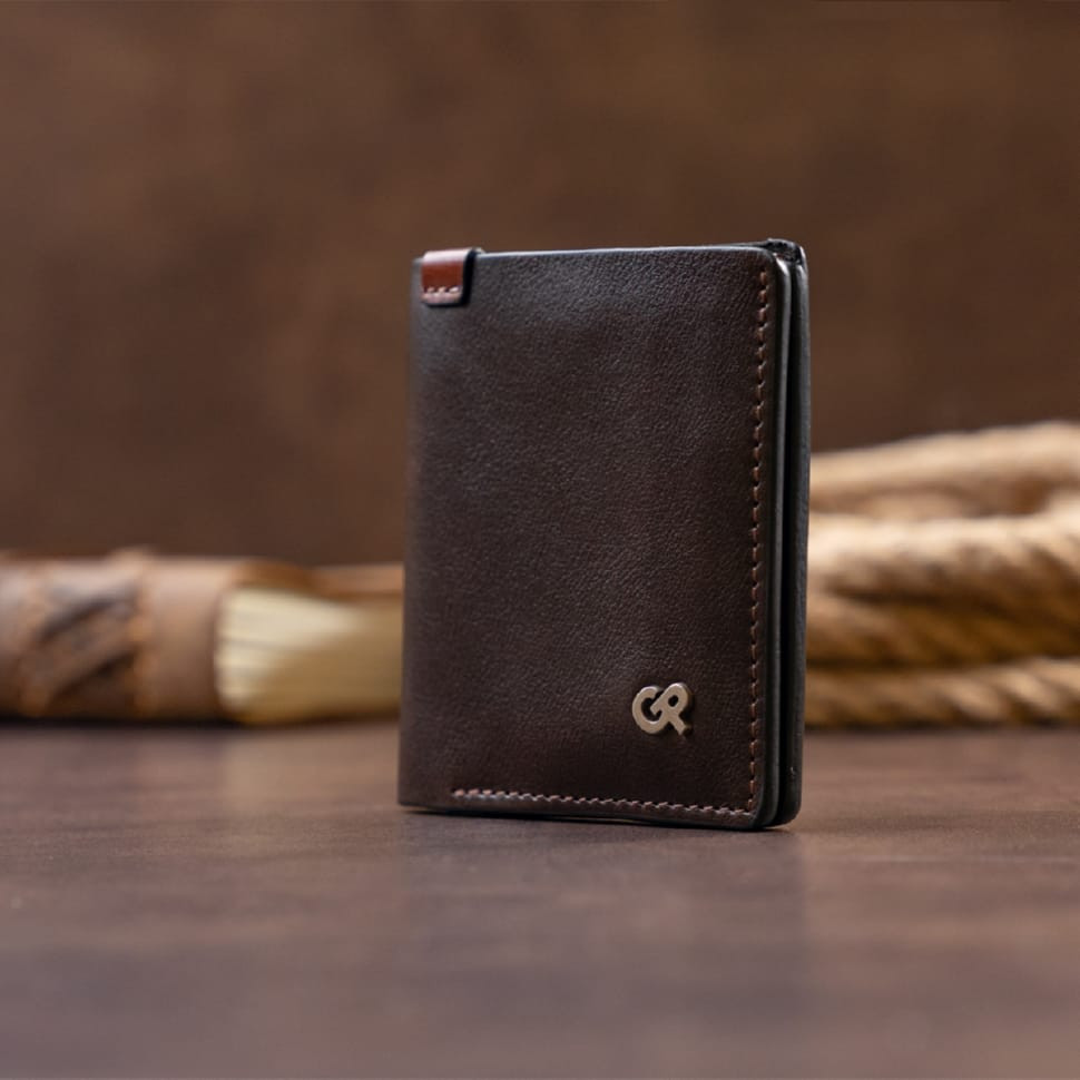 Зручний гаманець-клатч на блискавці з натуральної шкіри GRANDE PELLE 11659 Коричневий