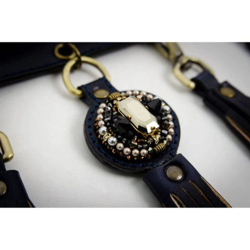 Шкіряна сумка на пояс із кристалами Сваровськи - Rebecca - синя Time Resistance 5211001