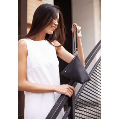 Women's leather cosmetic bag Pyramid black