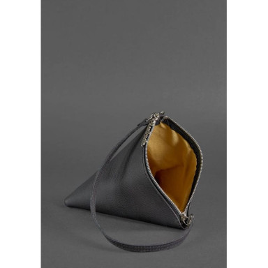 Women's leather cosmetic bag Pyramid black