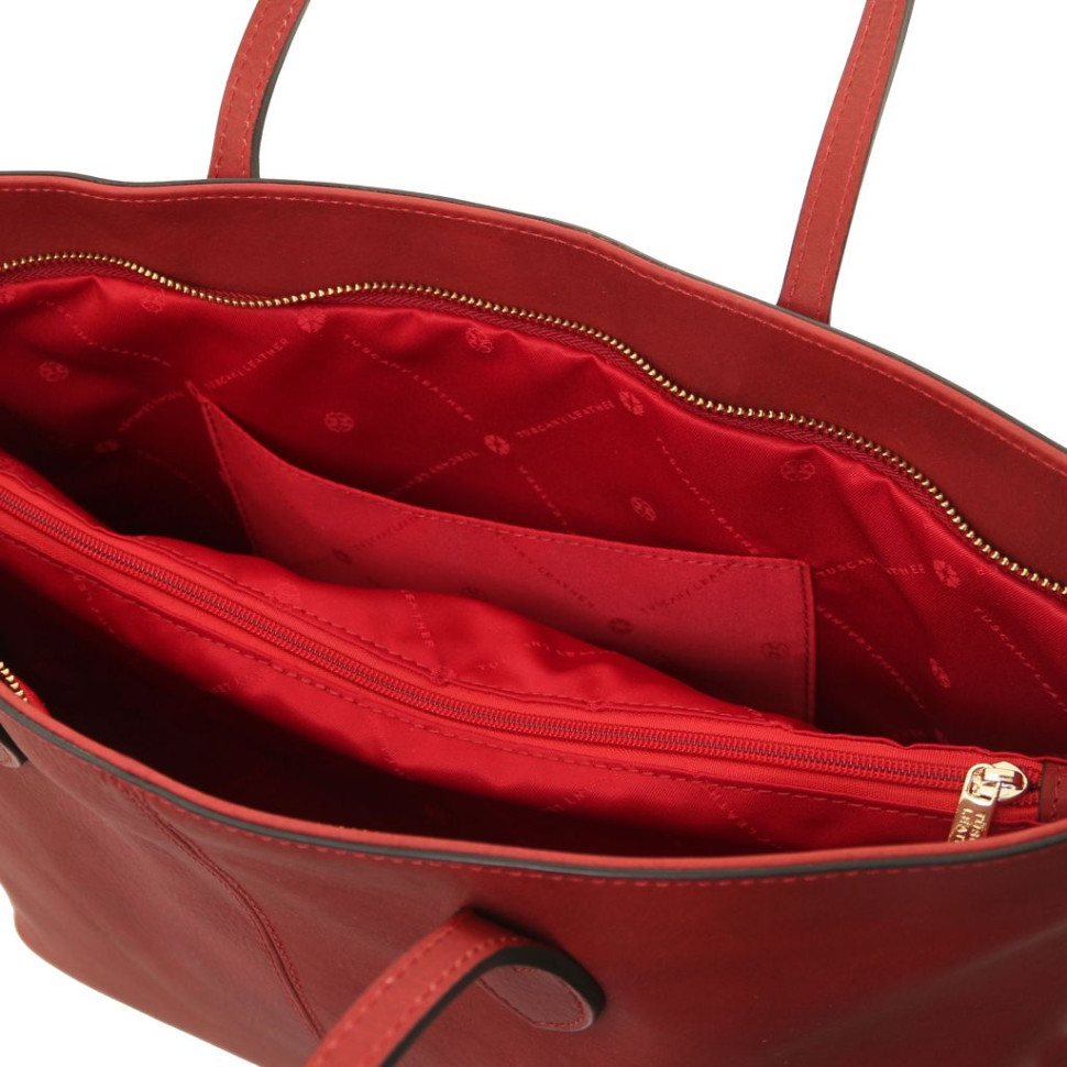 Essenza Leather shoulder bag