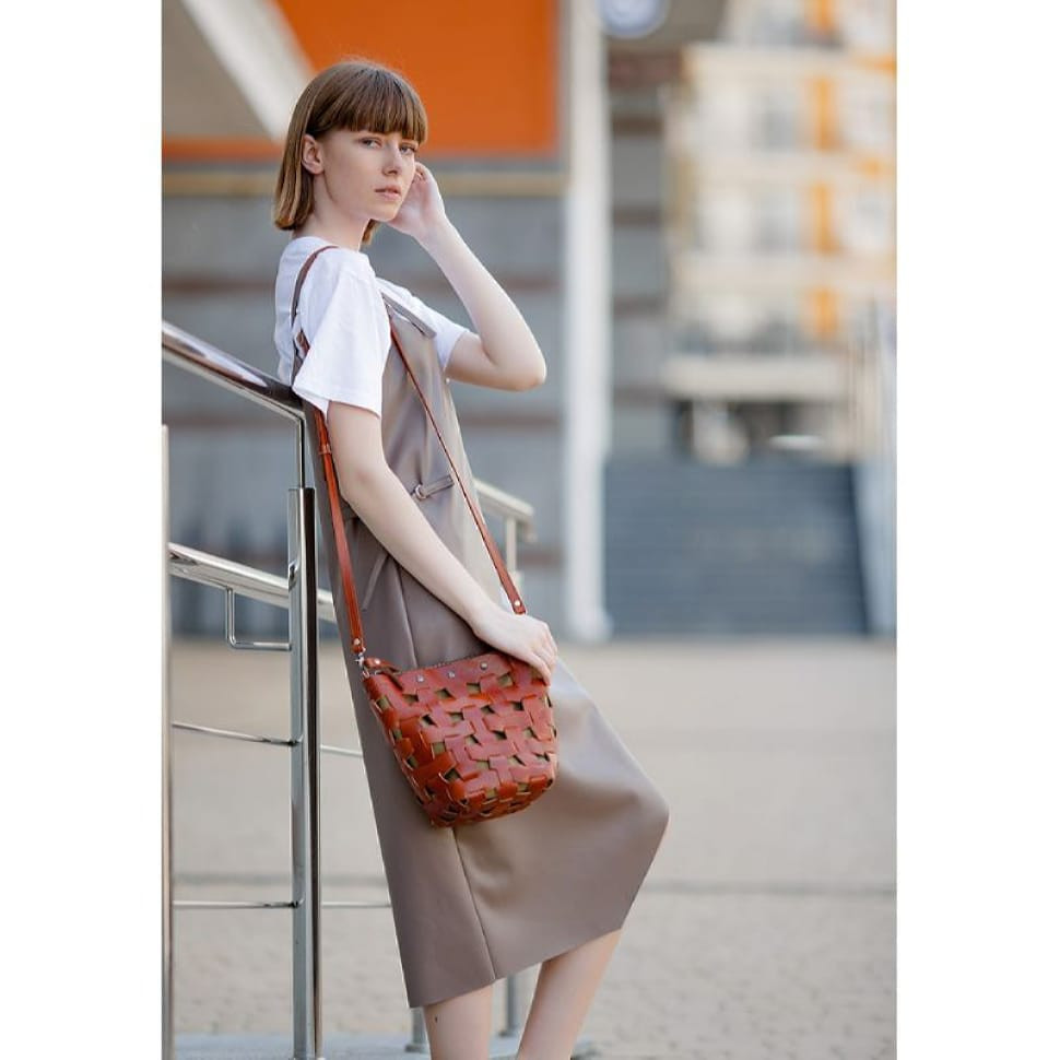 Women's leather woven bag Puzzle M light brown Krast