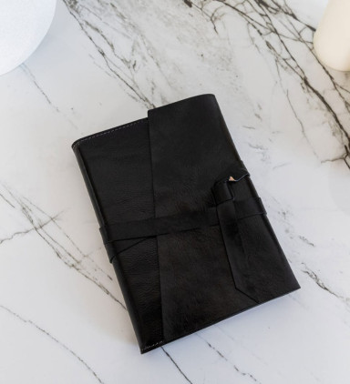 Womens Leather Journal with Refillable A5 Notepad - P.S. I Love You - Black color -  Time Resistance 5215501W