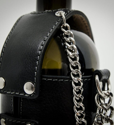 Leather Wine Bag for Women - Saving Grapes - Black - Time Resistance 5206301W