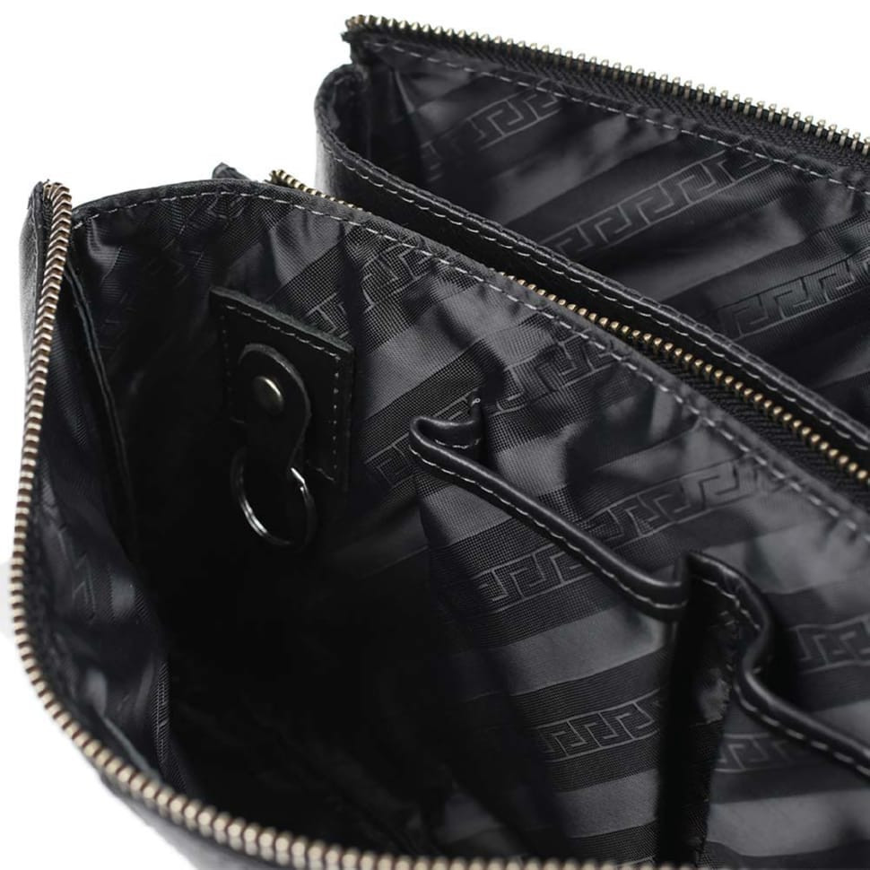 Барсетка чоловіча клатч на запястя, чорна гладка шкіра CP5610 Carlo Pazolini