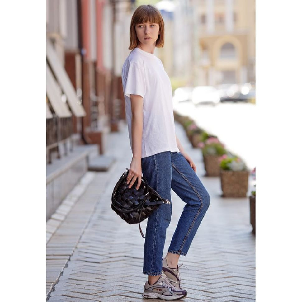 Шкіряна плетена сумка Пазл M вугільна-чорна