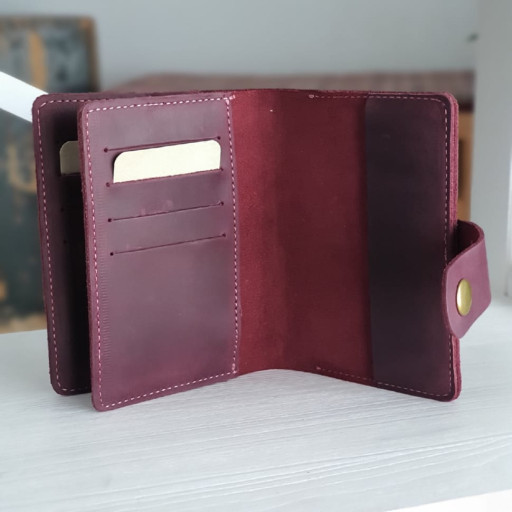 Шкіряна обкладинка для документів BGS бордова BGS3285