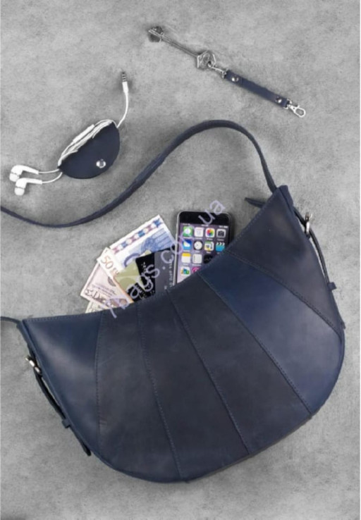 Croissant bag in night sky by BlankNote