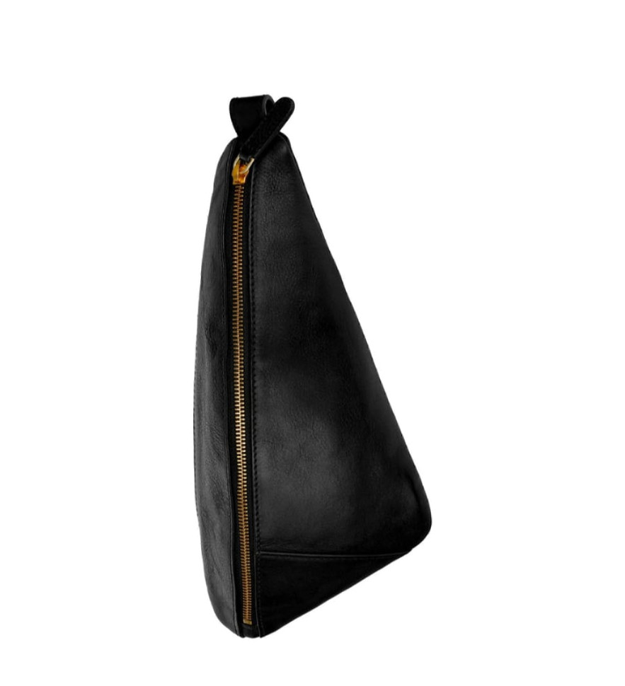Leather Chest Bag – Tales of the City - Black color - Time Resistance 5247101