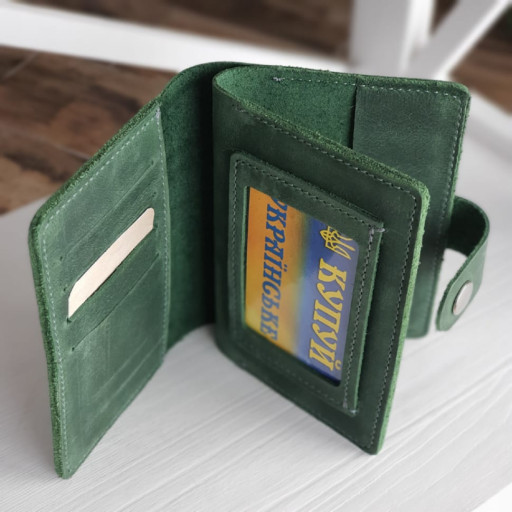 Шкіряна обкладинка для документів BGS зелена BGS3283