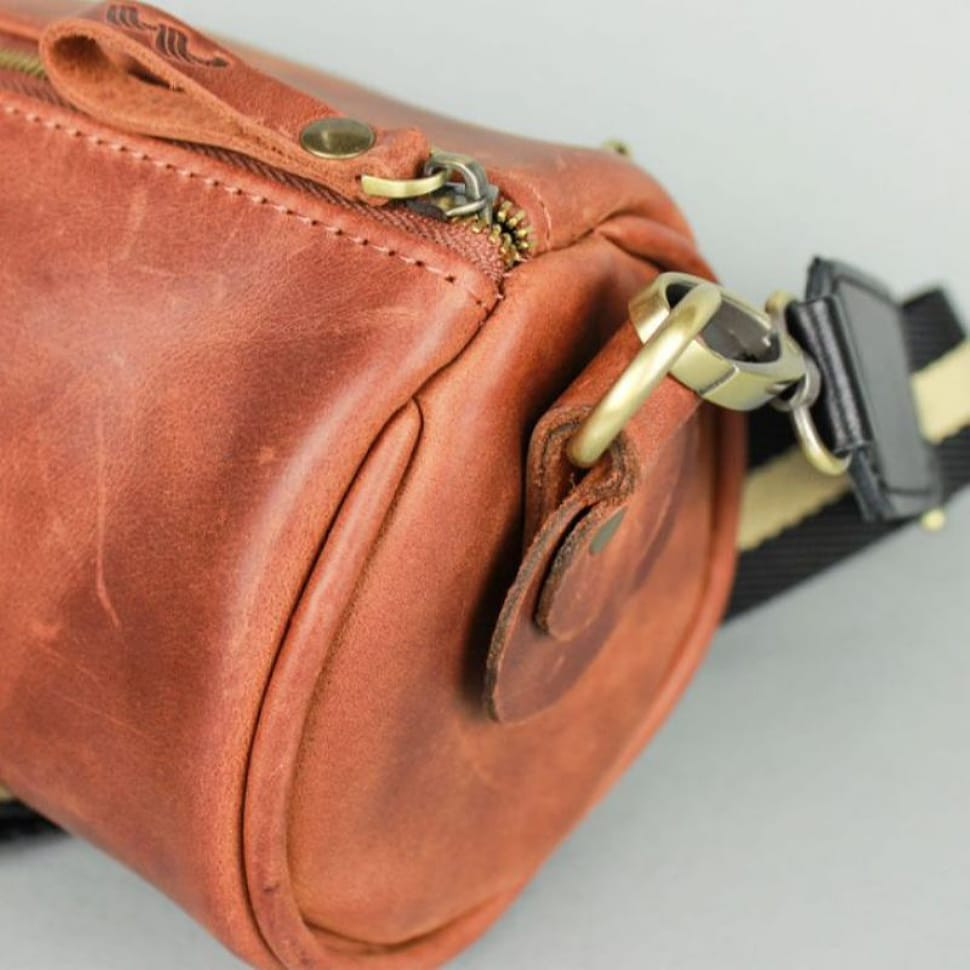Cylinder leather crossbody bag light brown vintage
