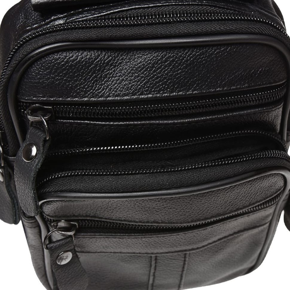Чоловіча шкіряна сумка через плече Keizer K18016-black