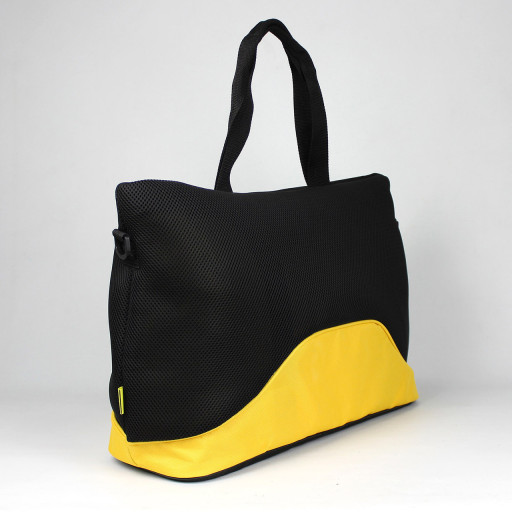 Стильна та сучасна жіноча спортивна сумка для фітнесу LATTICE жовтого кольору від MAD | born to win™