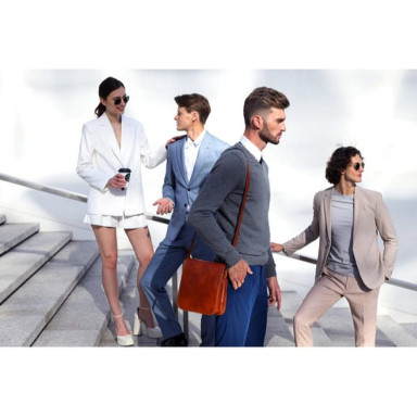 Small Leather Messenger Bag - On The Road - Cognac Brown Time Resistance 1142201