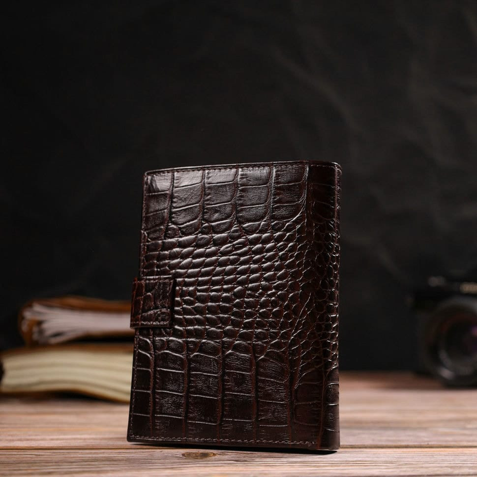 Класичний вертикальний чоловічий портмоне середнього розміру з натуральної шкіри з тисненням під крокодила CANPELLINI 21733
