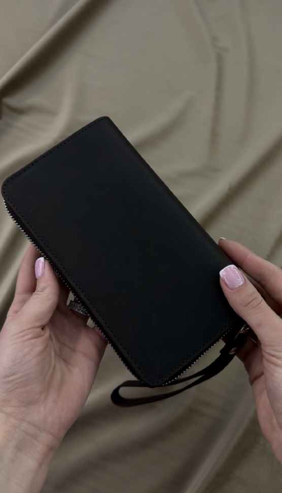 Leather clutch-wallet made of genuine Crazy Horse leather (brown)