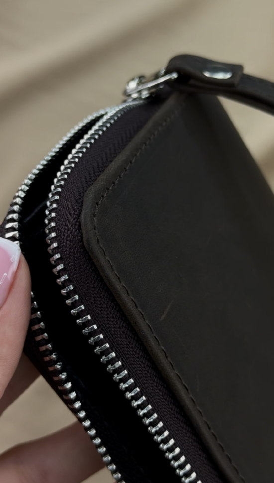 Leather clutch-wallet made of genuine Crazy Horse leather (brown)