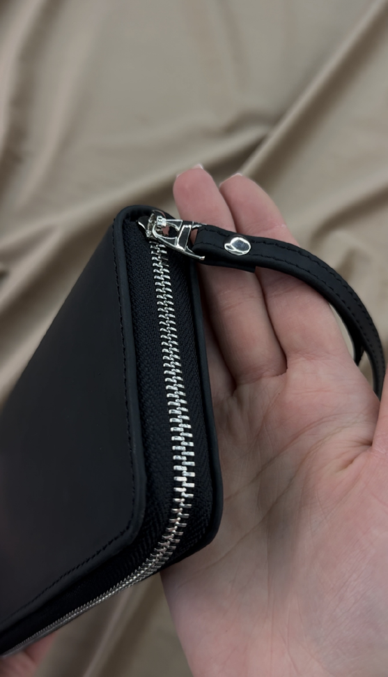 Leather clutch-wallet made of genuine Crazy Horse leather (black)