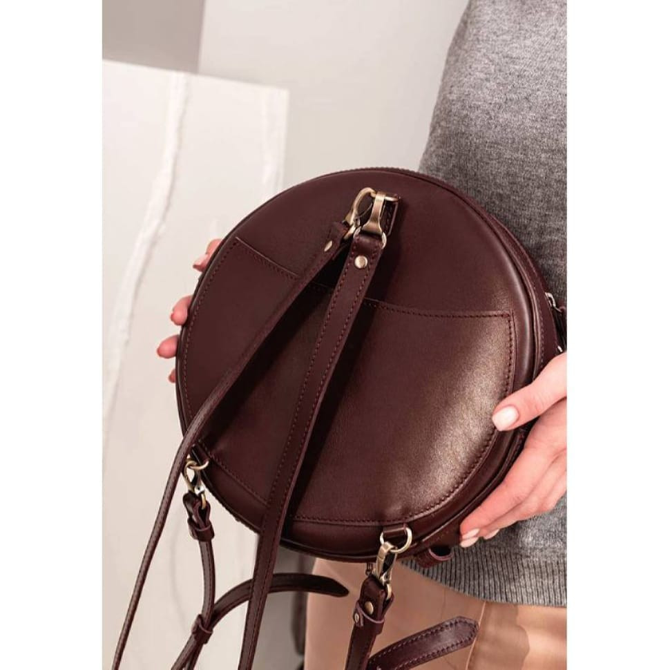 Шкіряна жіноча кругла сумка-рюкзак Maxi бордова