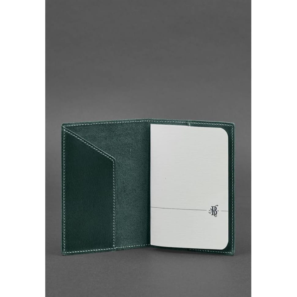 Шкіряна обкладинка для паспорта з українським гербом зелена