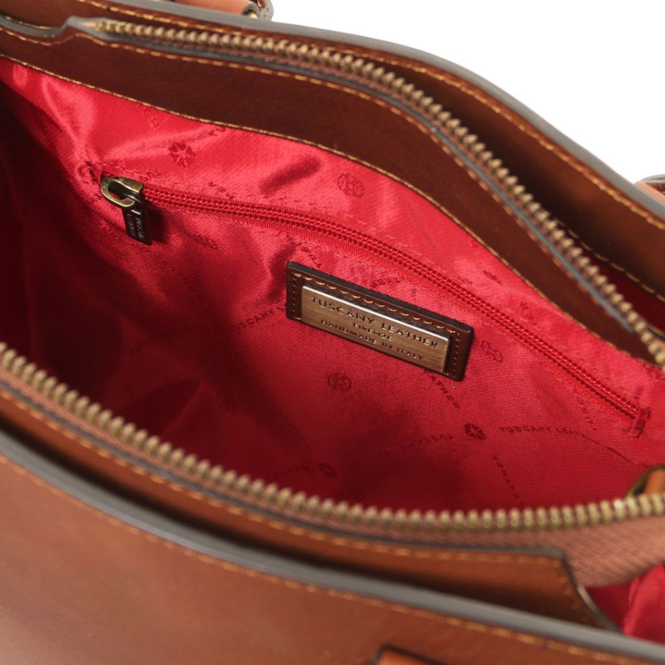 Dama Leather handbag