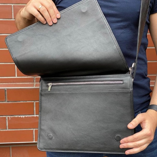 Чорна класична сумка через плече Newery N1921GA