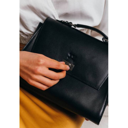 Женская кожаная сумка Classic черная