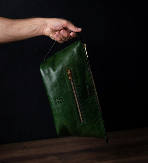 Жіноча шкіряна косметичка Dopp Kit - Ragtime - Зелений колір - Time Resistance 5244201W