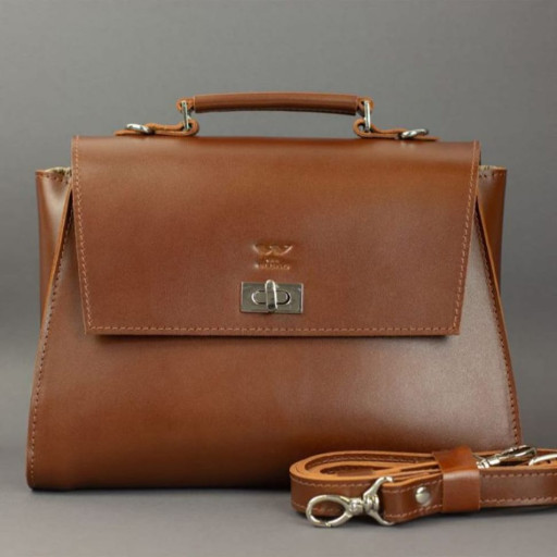 Женская кожаная сумка Classic светло-коричневая