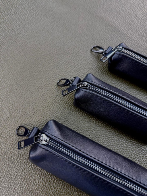 Ключниця з натуральної гладкої шкіри MAXI (чорна)