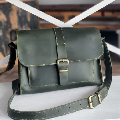 Жіноча шкіряна сумка через плече BGS зелена BGS3269