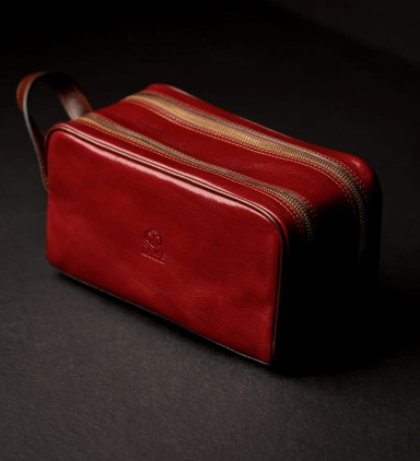 Жіноча шкіряна косметичка Dopp Kit - All the Kings Men - Червоний колір - Time Resistance 5231901W