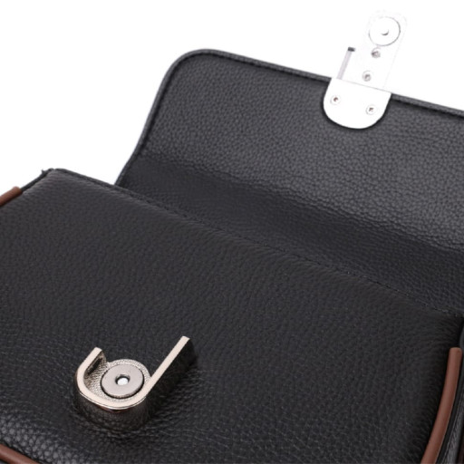 Шкіряна напівкругла сумка з цікавим магнітом-засувкою для жінок Vintage 22441 Чорна